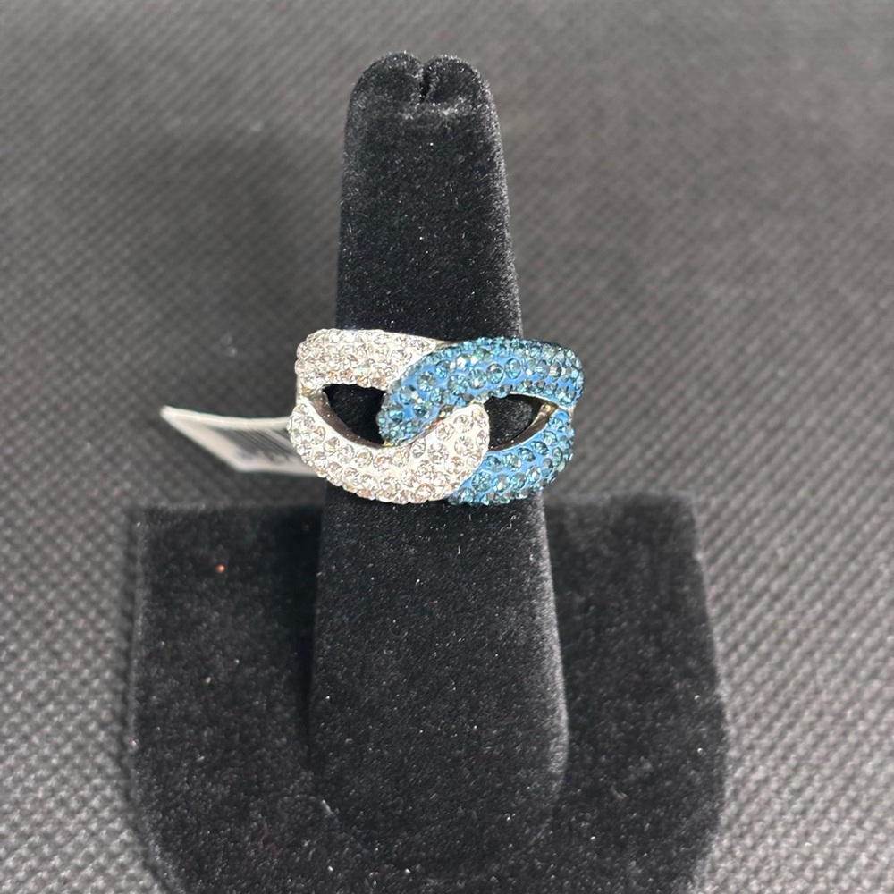 Clear and Blue and Silver Chain Link Ring